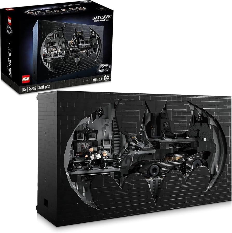 PREVENTA Batman: Batcave Shadowbox Lego (1)
